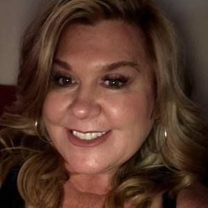 Meet your Posher, Lana